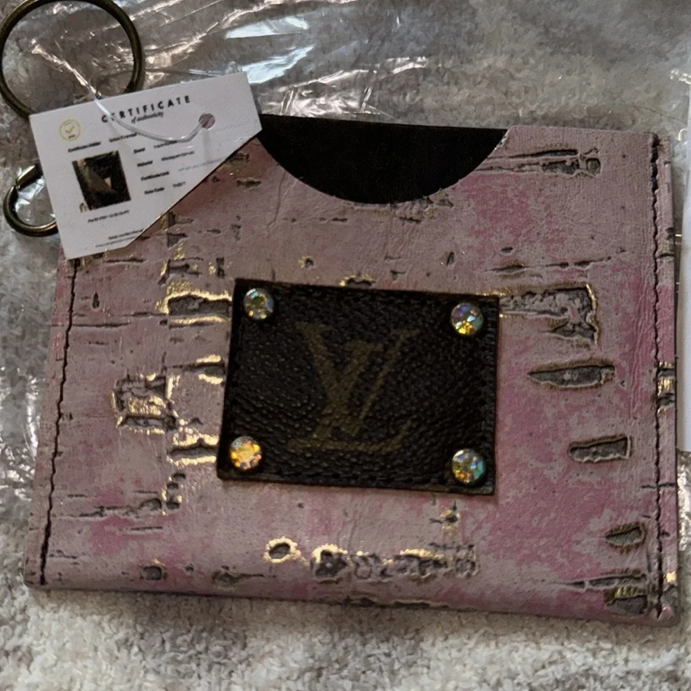Card Holder - Picture 2 of 7